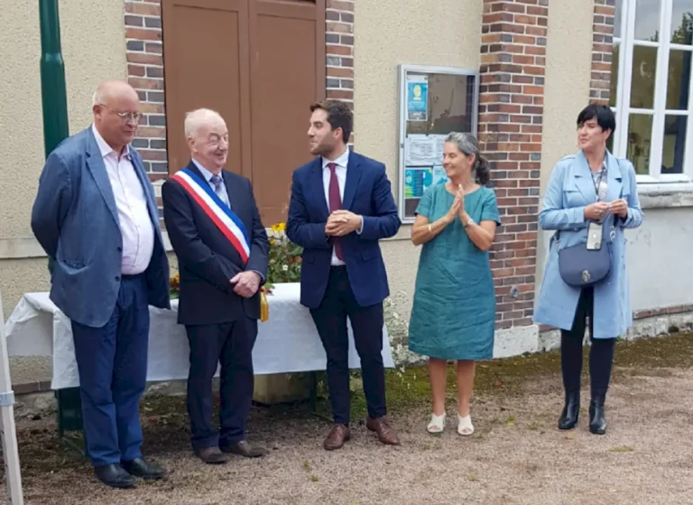 Inauguration de la plaque Pierre Samuel du Pont de Nemours à Chevannes (Loiret) – Route des Illustres
